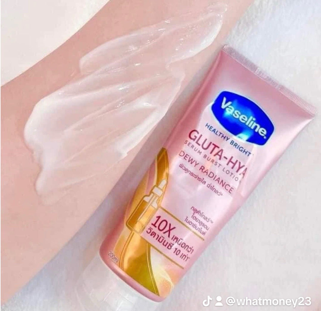 Vaseline Gluta - HYA Serum - Dewy Radiance 70X Whitening
Lotion 290 ml (PINK)
Vaseline.
HEALTHY BRIGHT"
GLUTA-HYA
